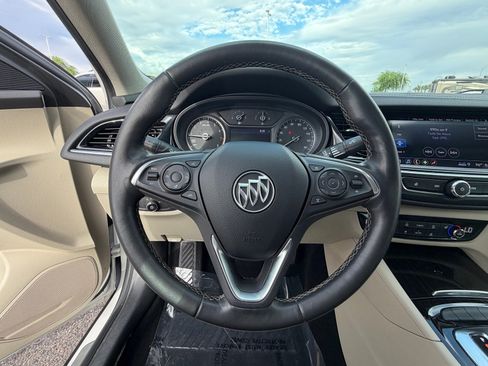 Used 2019 Buick Regal Essence w/ Driver Confidence Package I FWD image 21