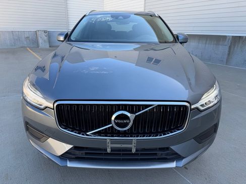 Used 2019 Volvo XC60 T5 Momentum w/ Premium Package AWD/4WD image 8