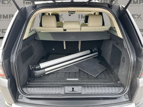 Used 2021 Land Rover Range Rover Sport HSE Silver Edition image 31