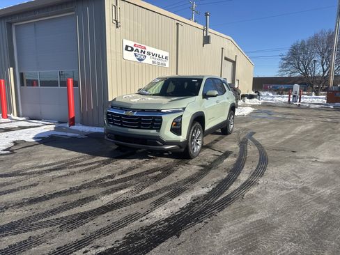 New 2026 Chevrolet Equinox LT AWD/4WD image 4