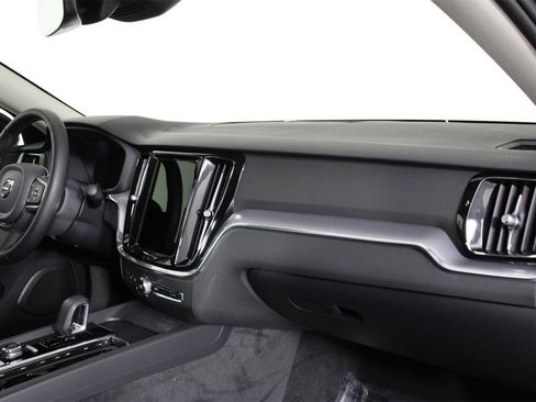 Certified 2023 Volvo S60 B5 Core image 22