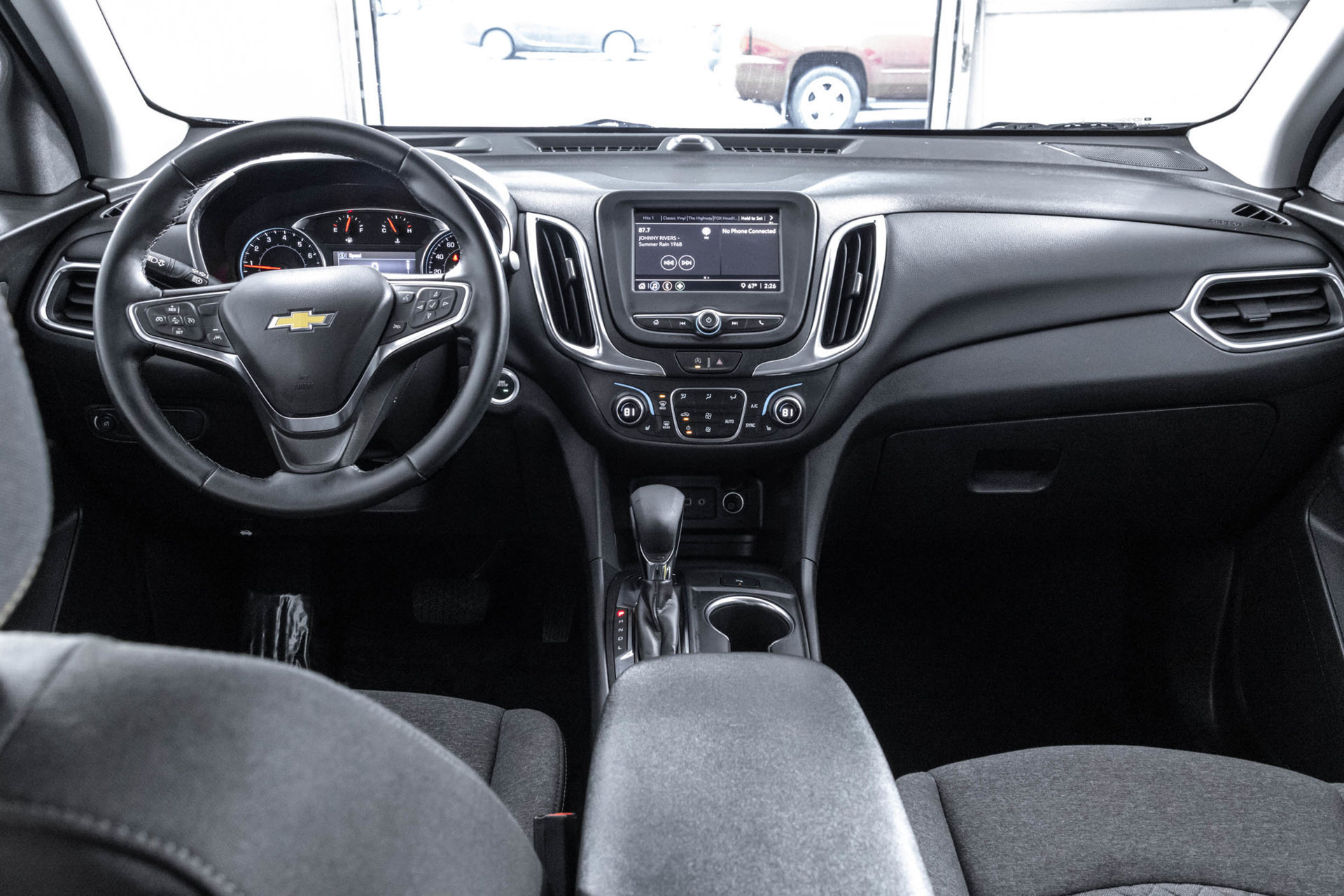 Used 2024 Chevrolet Equinox LT AWD/4WD image 23
