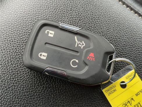 Used 2021 GMC Acadia Denali w/ Denali Ultimate Package image 41