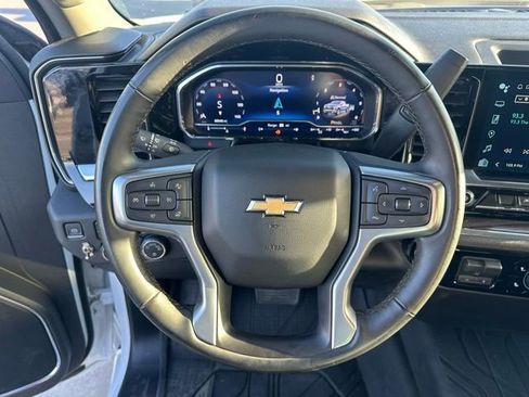 Certified 2024 Chevrolet Silverado 1500 LT w/ Z71 Off-Road Package AWD/4WD image 6