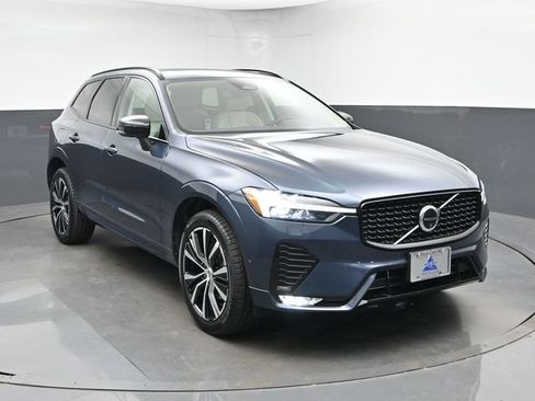 Used 2024 Volvo XC60 B5 Plus w/ Protection Package Premier AWD/4WD image 2