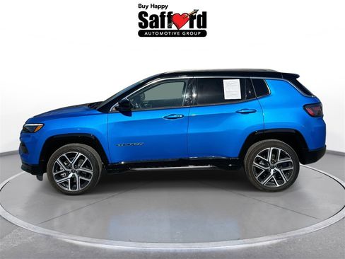 Used 2025 Jeep Compass Limited w/ Elite Group image 5