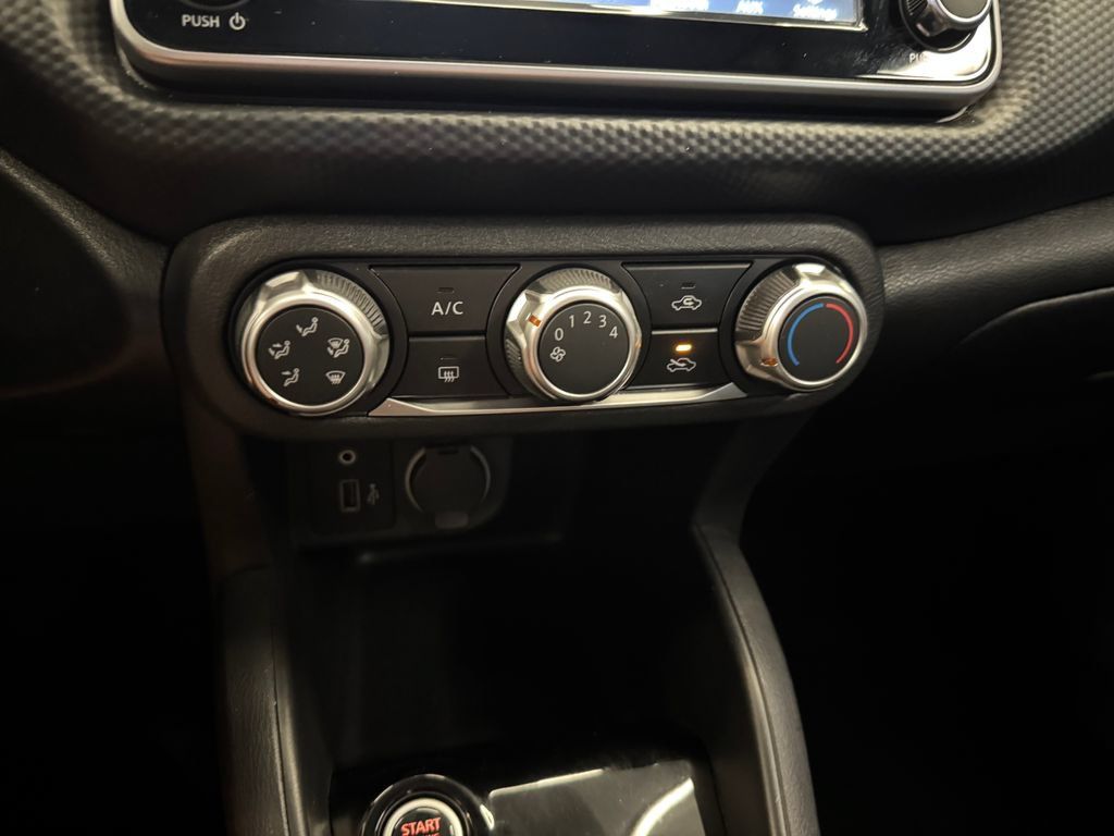 Used 2021 Nissan Kicks S FWD image 15