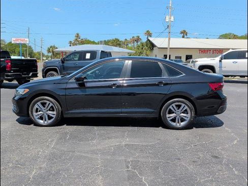 Used 2022 Volkswagen Jetta SE FWD image 8