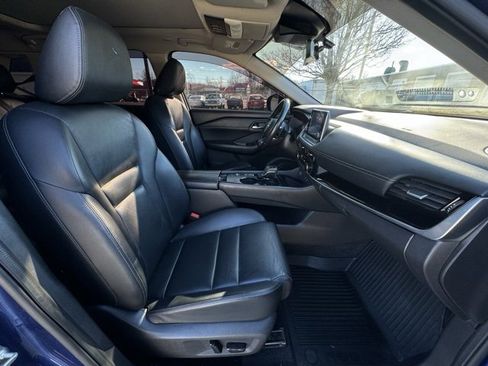 Used 2022 Nissan Rogue SL image 12