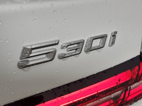 New 2026 BMW 530i xDrive AWD/4WD image 24