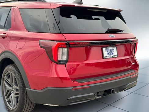 New 2026 Ford Explorer ST-Line w/ ST-Line Street Pack image 5