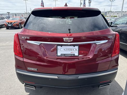 Used 2018 Cadillac XT5 Luxury w/ Driver Awareness Package image 6