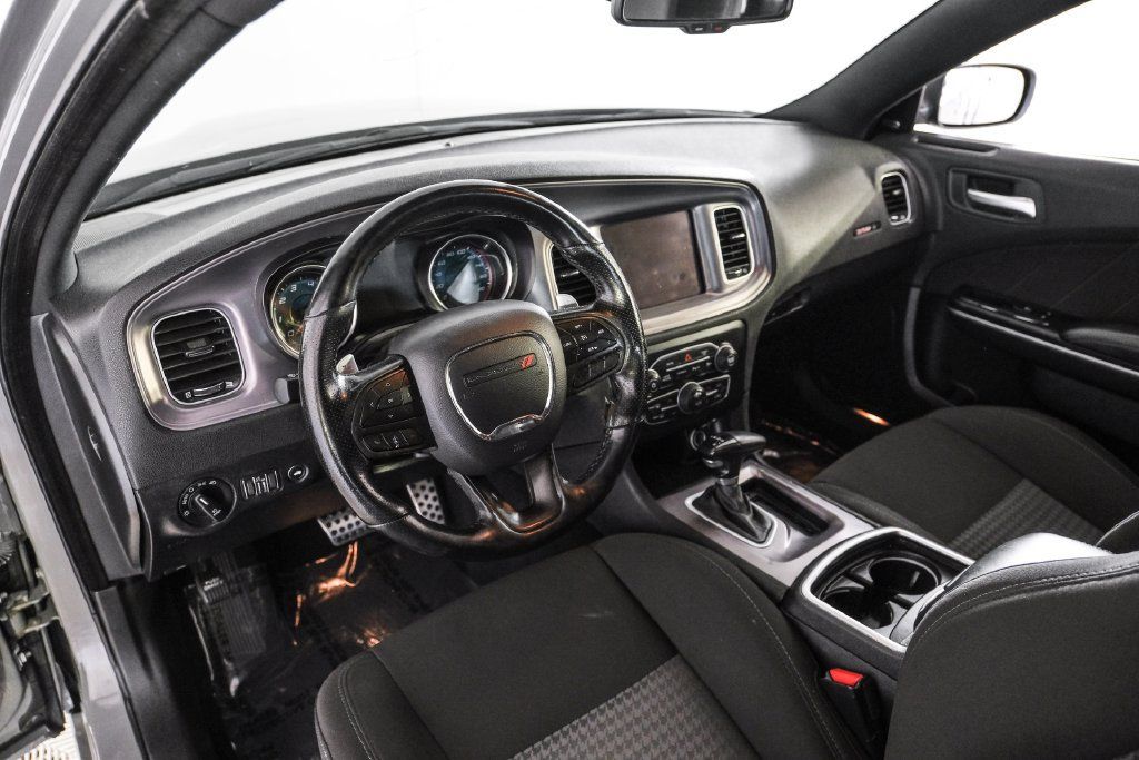 Used 2023 Dodge Charger Scat Pack RWD image 2