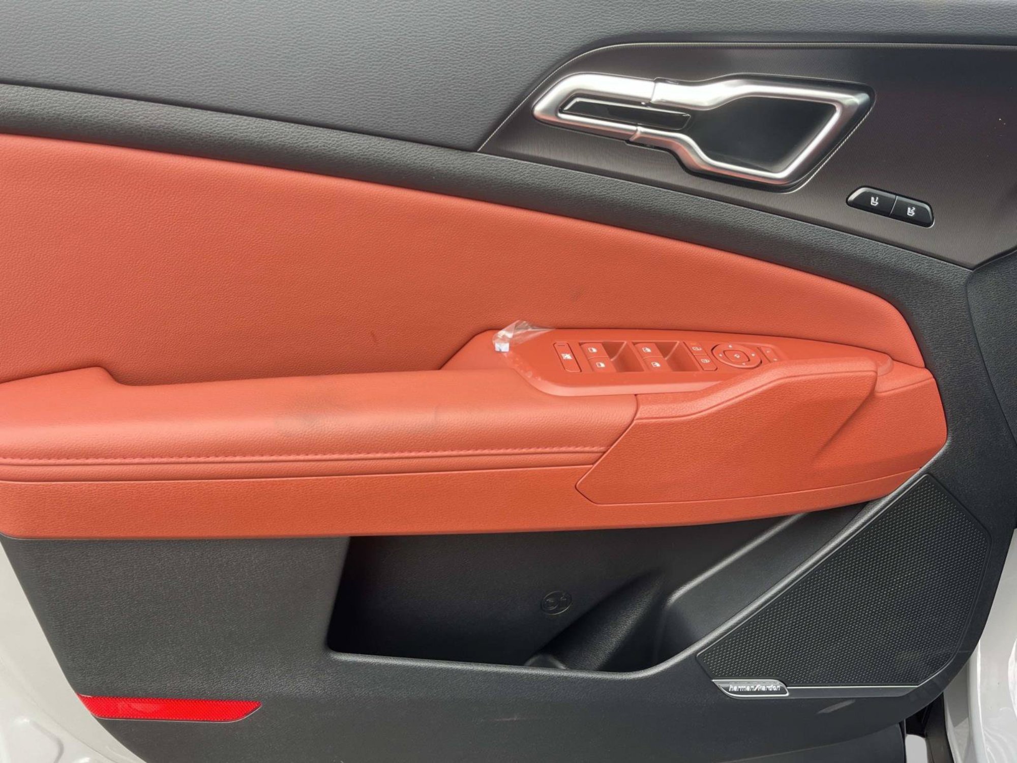 New 2027 Kia Sportage SX FWD image 23