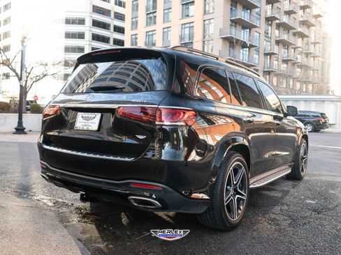 Used 2021 Mercedes-Benz GLS 580 4MATIC image 7
