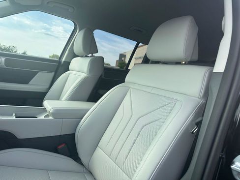 New 2025 Hyundai Santa Fe SEL image 21