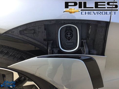 Used 2024 Chevrolet Blazer EV RS image 48