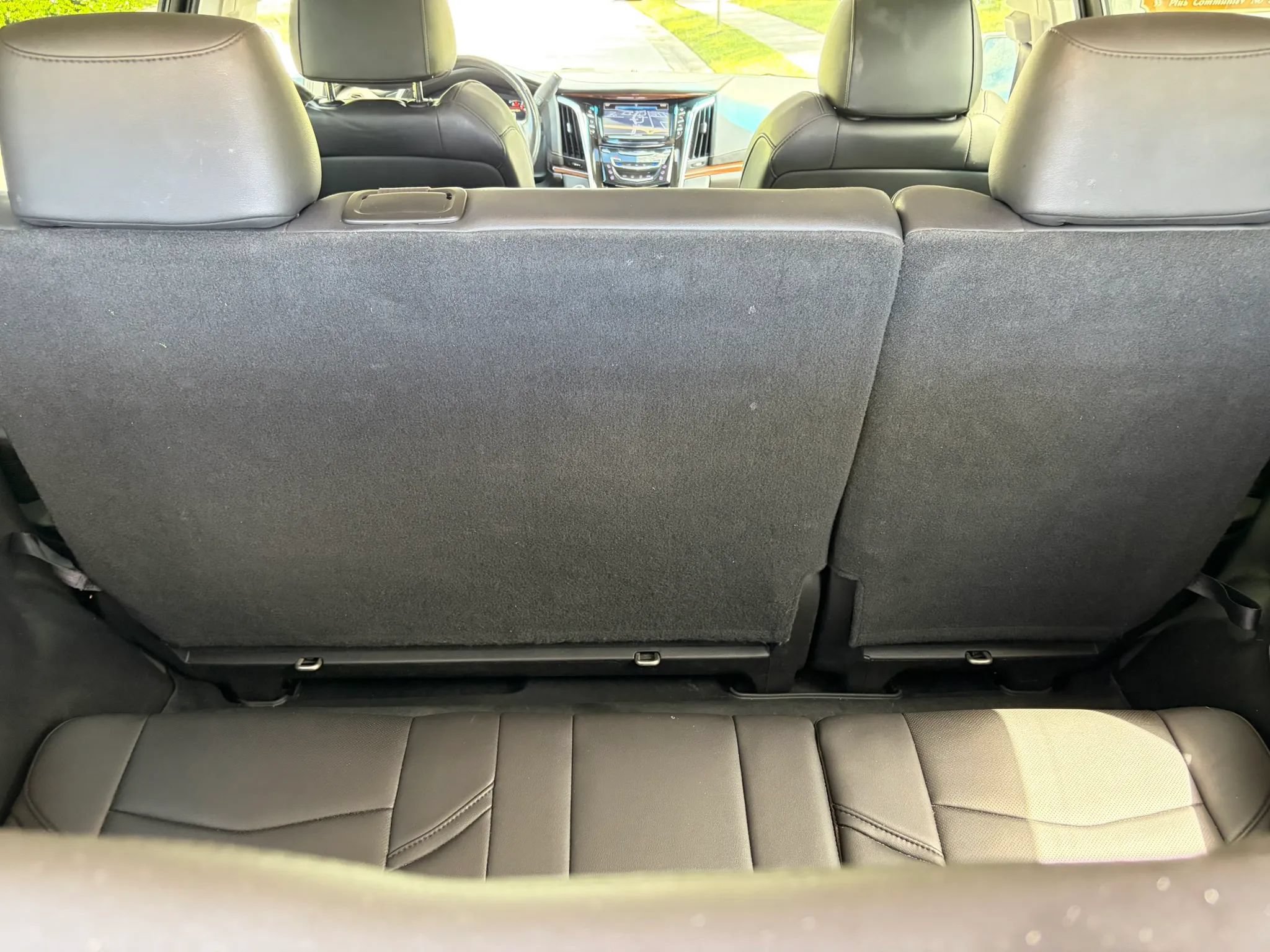 Used 2016 Cadillac Escalade Luxury RWD image 29