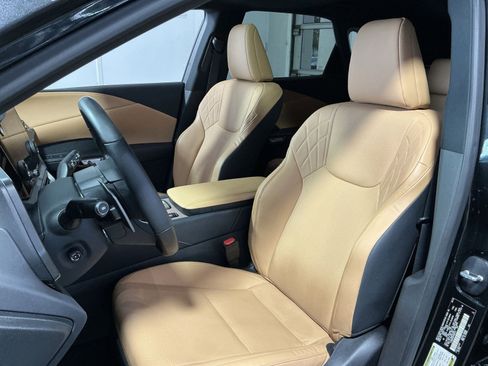 Used 2023 Lexus RX 350h w/ Accessory Package (Z1) AWD/4WD image 14