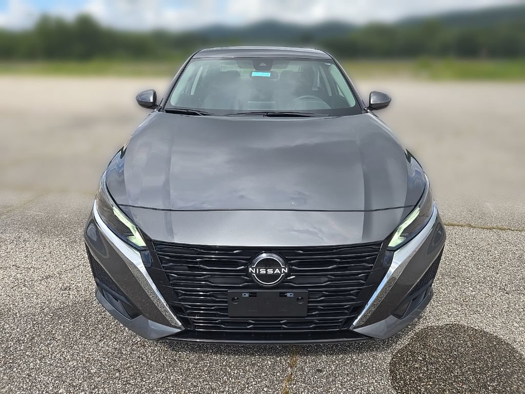Used 2023 Nissan Altima 2.5 SV FWD image 8
