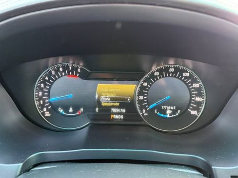 Used 2017 Ford Explorer Platinum image 17