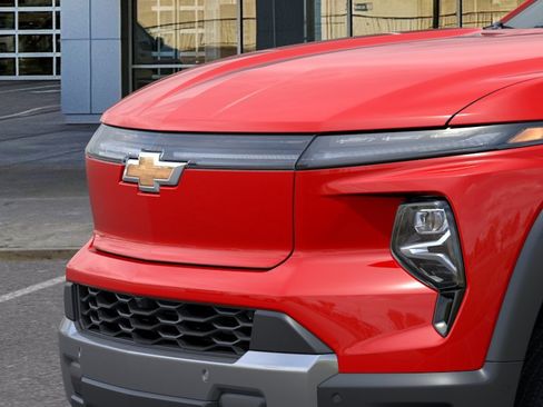 New 2026 Chevrolet Silverado EV LT w/ Premium Package AWD/4WD image 14