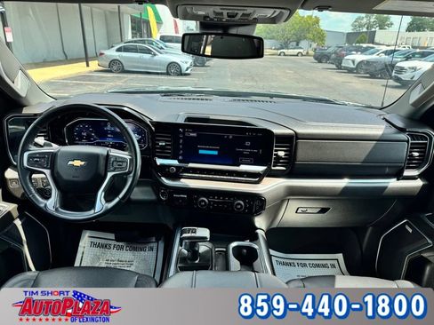 Used 2023 Chevrolet Silverado 1500 LTZ AWD/4WD image 32