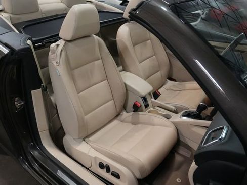 Used 2012 Volkswagen Eos Executive image 28