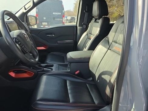 Certified 2023 Nissan Frontier PRO-4X w/ Pro-4X Premium Package image 3