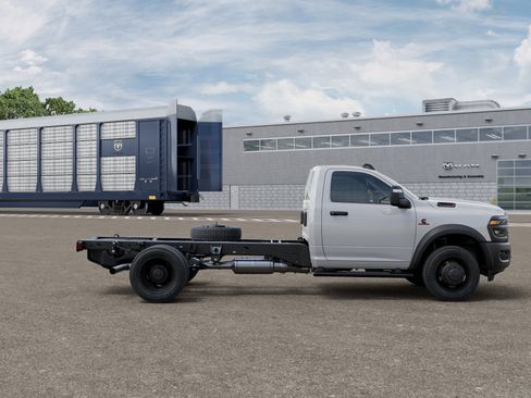 New 2026 RAM 5500 Tradesman RWD image 45