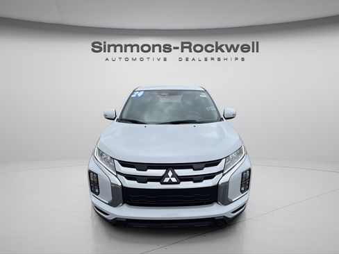 Used 2024 Mitsubishi Outlander Sport SE image 11