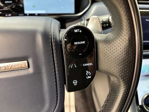 Used 2018 Land Rover Range Rover Sport HSE Dynamic image 21