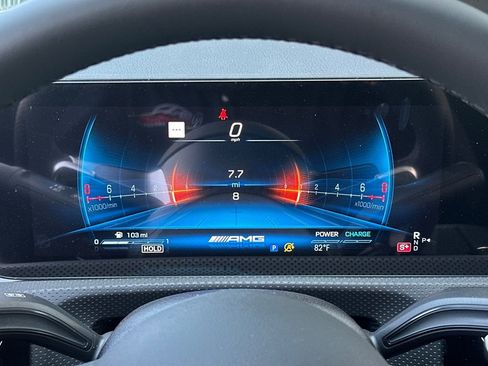 New 2025 Mercedes-Benz CLA 35 AMG 4MATIC image 5