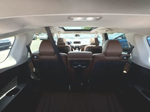 Used 2022 Acura MDX SH-AWD w/ Technology Package image 21