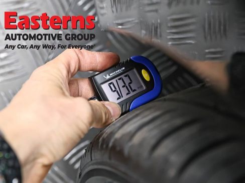 Used 2019 Kia Cadenza Premium image 28