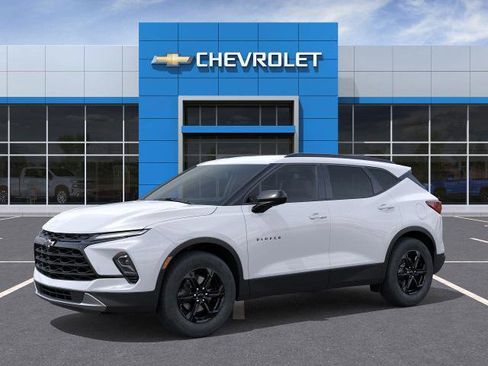 New 2026 Chevrolet Blazer LT w/ Midnight/Sport Edition image 2