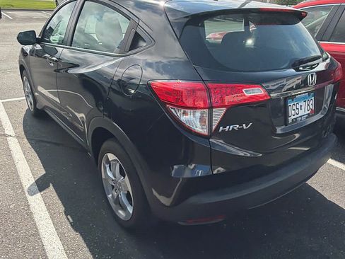 Used 2019 Honda HR-V LX image 7