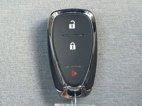 Used 2022 Chevrolet Equinox LS image 33