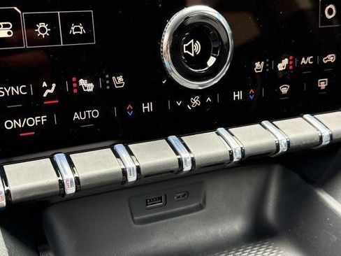 New 2026 GMC Terrain Denali w/ LPO, Floor Liner Package AWD/4WD image 18