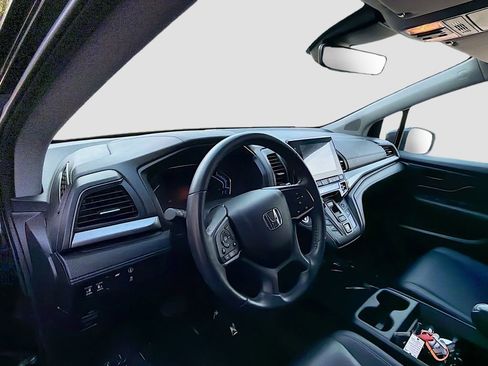 Used 2024 Honda Odyssey EX-L image 9