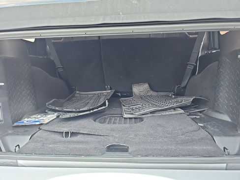 Used 2015 Jeep Wrangler Unlimited Sahara w/ Dual Top Group image 12