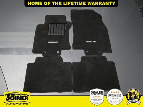 Used 2020 Nissan Rogue S image 32