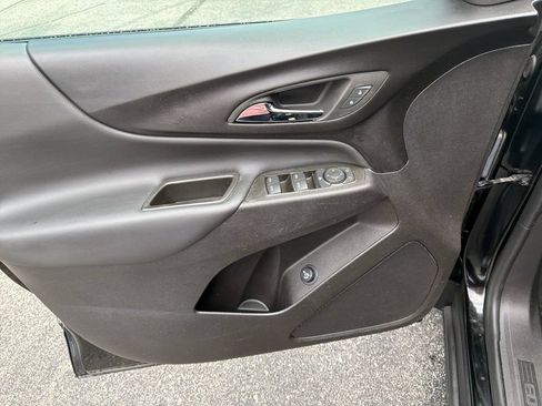 Used 2024 Chevrolet Equinox LT FWD image 13