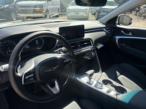 Used 2026 Genesis G70 2.5T image 15