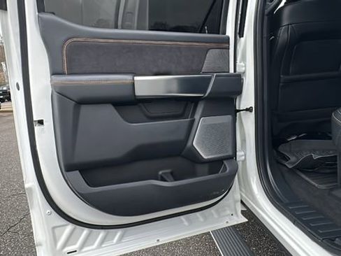 Used 2024 Ford F450 Platinum w/ FX4 Off-Road Package image 20