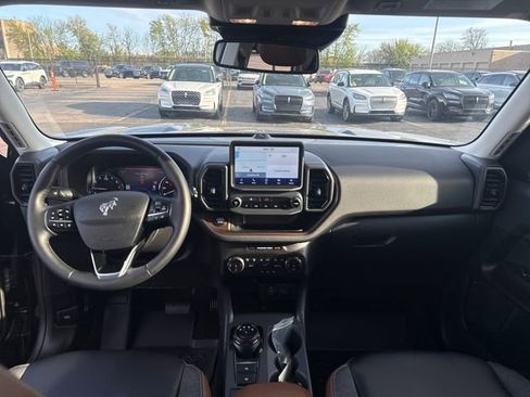 Used 2024 Ford Bronco Sport Outer Banks w/ Tech Package image 14