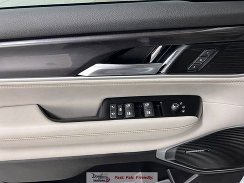 Used 2024 Jeep Wagoneer 4WD w/ Premium Group I image 26