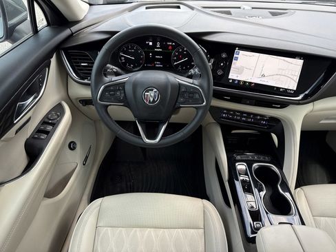 Used 2023 Buick Envision Avenir FWD image 17
