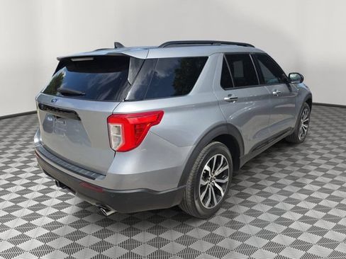 Certified 2023 Ford Explorer ST-Line w/ Class IV Trailer Tow Package RWD image 6