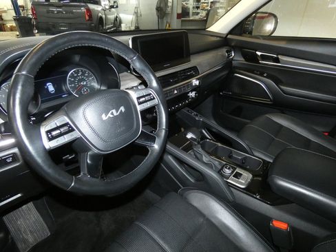 Used 2022 Kia Telluride SX image 9